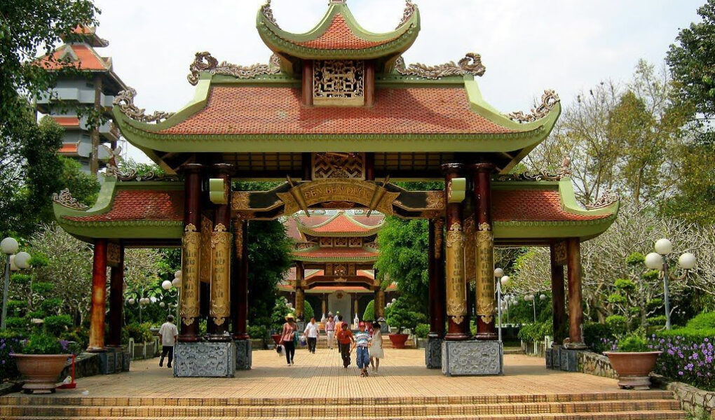 Den ben duoc dia dao cu chi